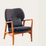 Upholstered chair with cushion